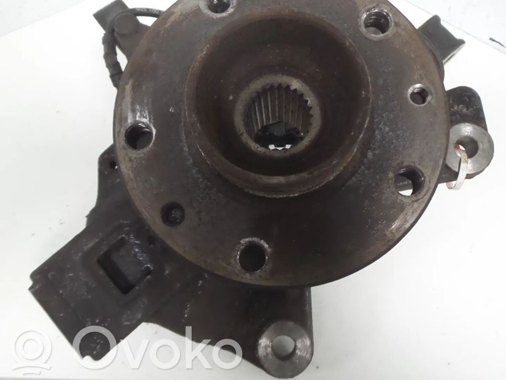 Renault Megane III Priekšējā riteņa rumbas vārpstas šarnīrs (stupica, capfa) 