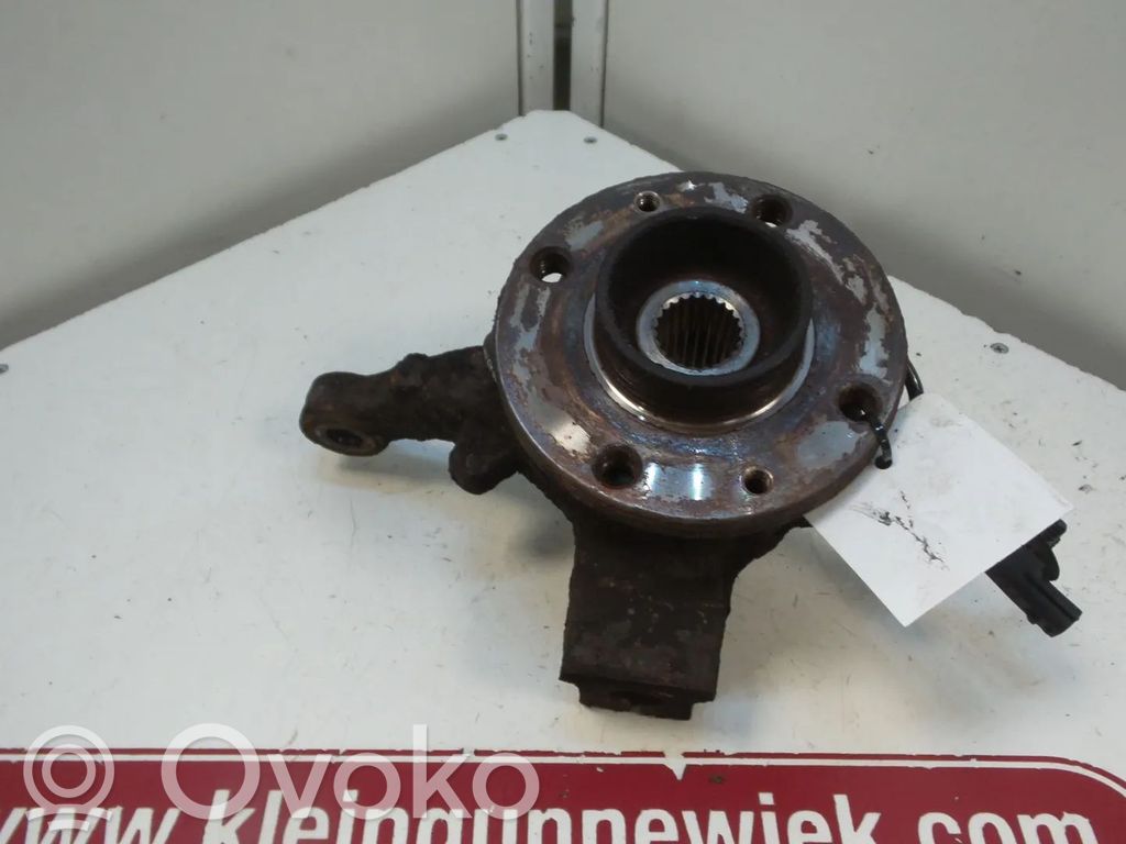 Dacia Logan I Achsschenkel vorne 