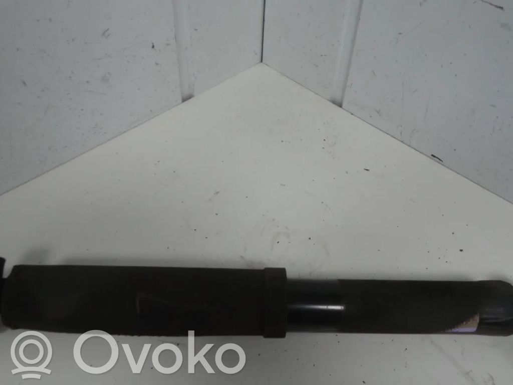 Nissan Qashqai Takaiskunvaimennin 