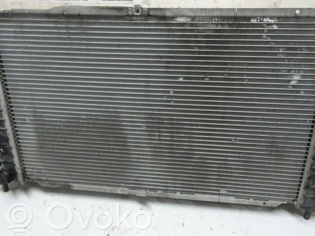 Opel Zafira B Coolant radiator 