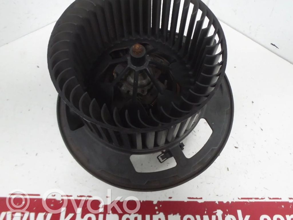 BMW 3 E90 E91 Mazā radiatora ventilatora reostats 