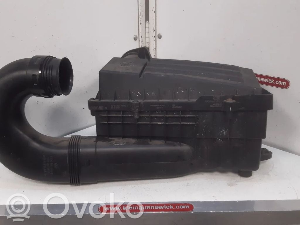 Volkswagen Tiguan Obudowa filtra powietrza 