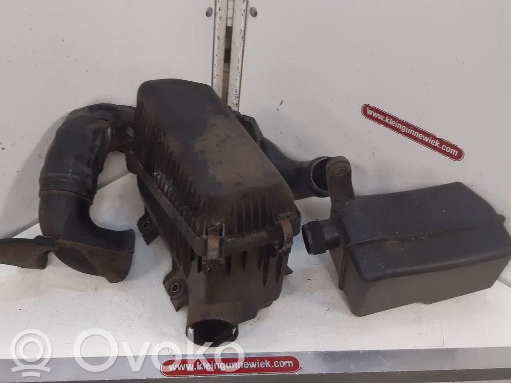 Hyundai Getz Air filter box 