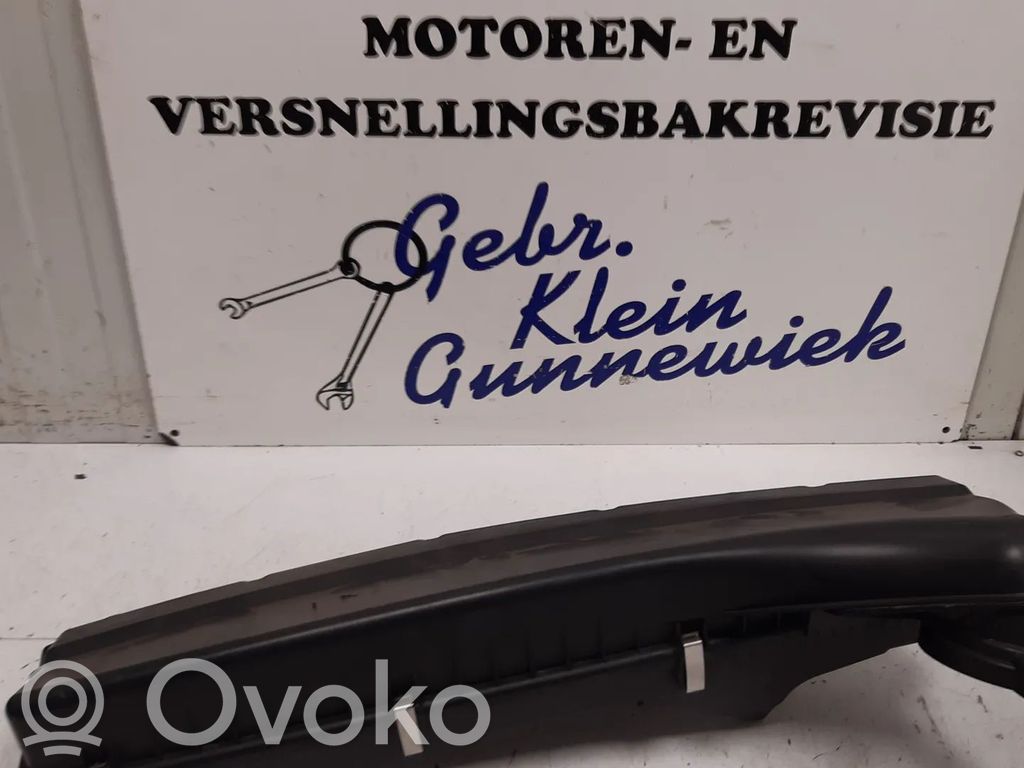 BMW X3 E83 Gaisa filtra kaste 