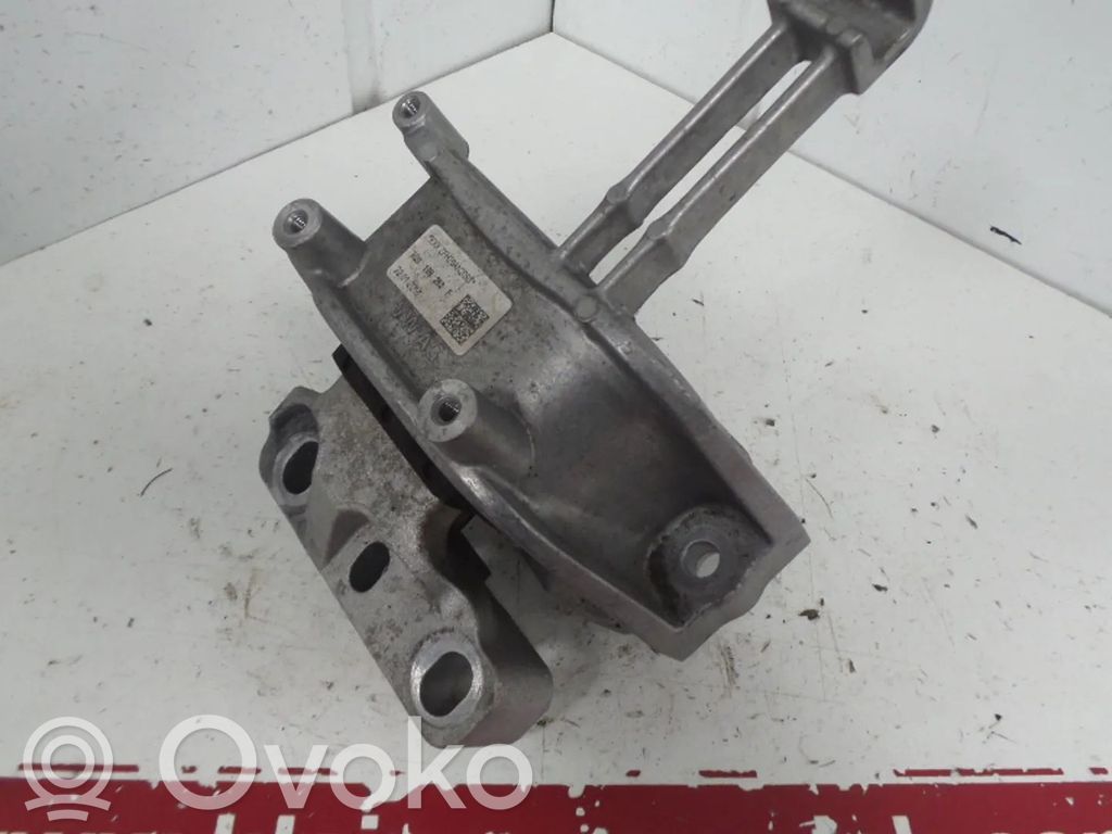 Skoda Kodiaq Engine mount bracket 