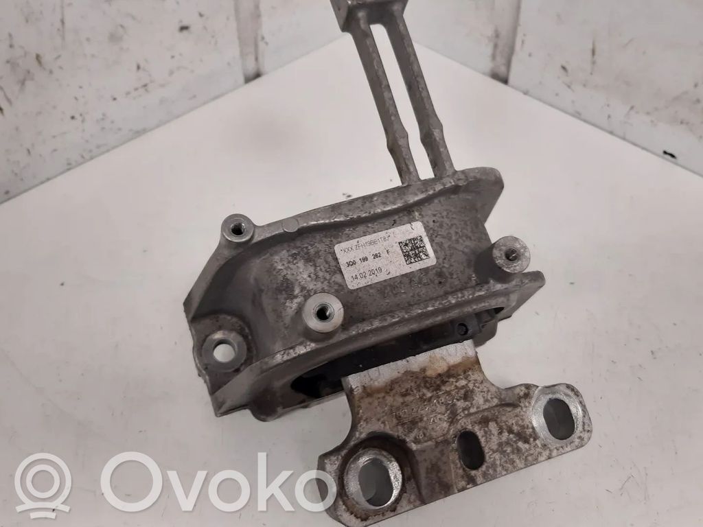 Seat Tarraco Engine mount bracket 