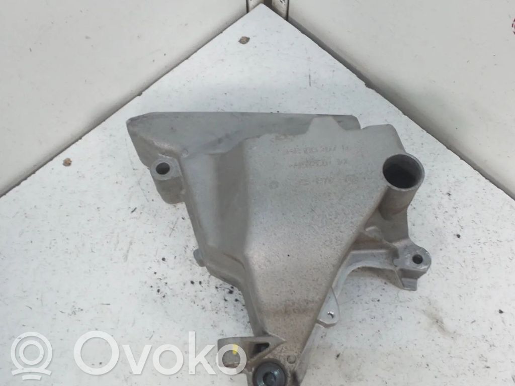 Engine mount bracket   04C199207D,04C199207E,CHYA