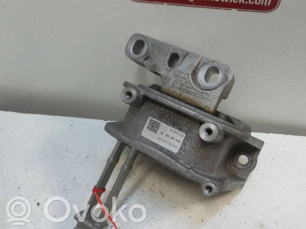 Volkswagen Golf VII Engine mount bracket 