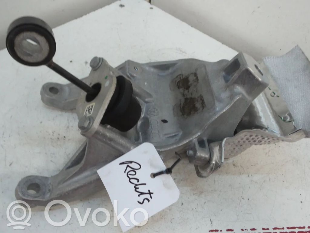 Audi Q5 SQ5 FY Engine mount bracket 