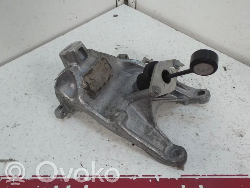 Audi A5 Engine mount bracket 