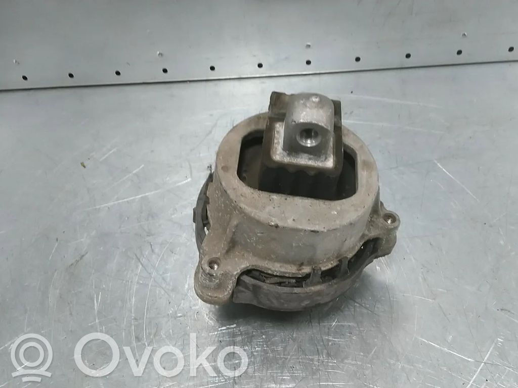 BMW X3 G01 Engine mount bracket 