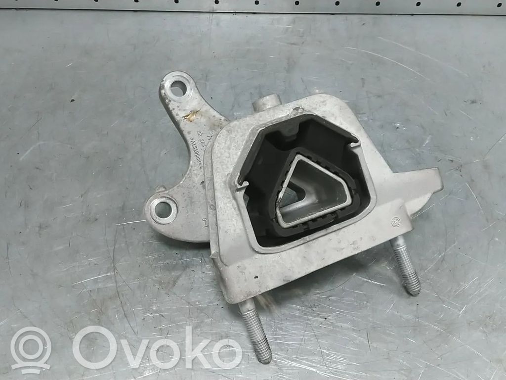 Opel Corsa F Soporte de montaje del motor 
