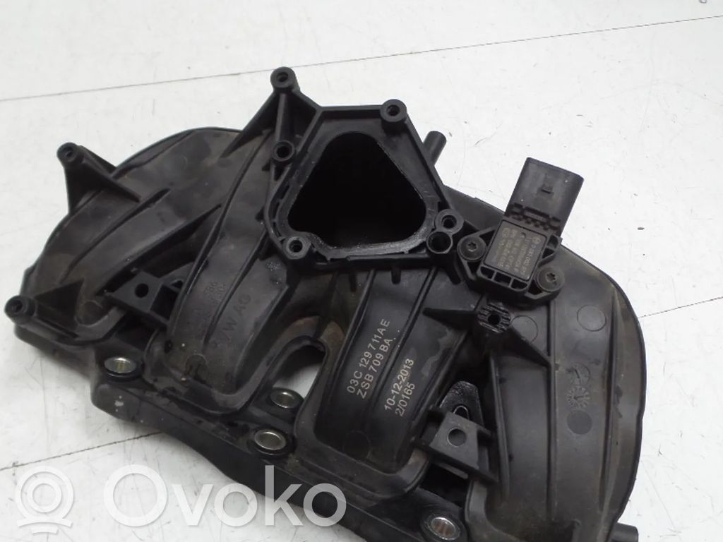 Volkswagen Touran II Kolektorius įsiurbimo 