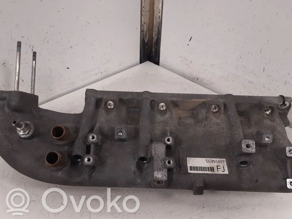 Opel Corsa D Kolektorius įsiurbimo 