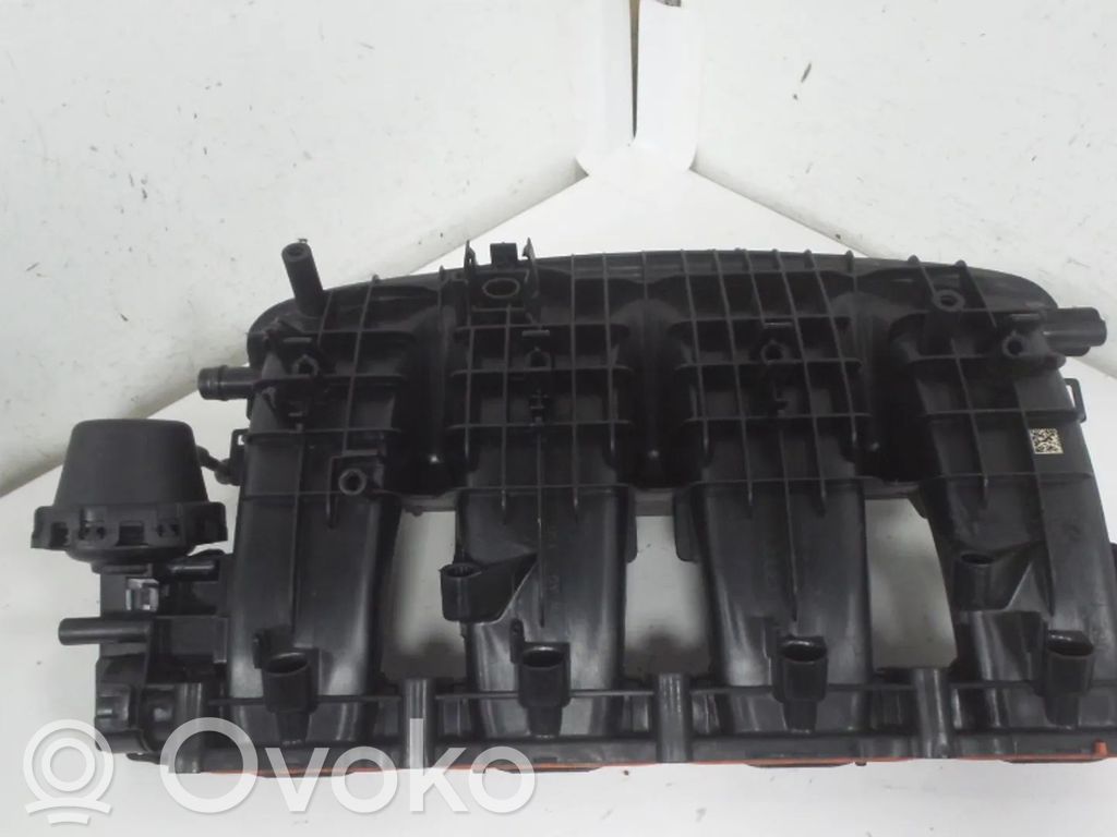 Volkswagen Golf VII Kolektor ssący 
