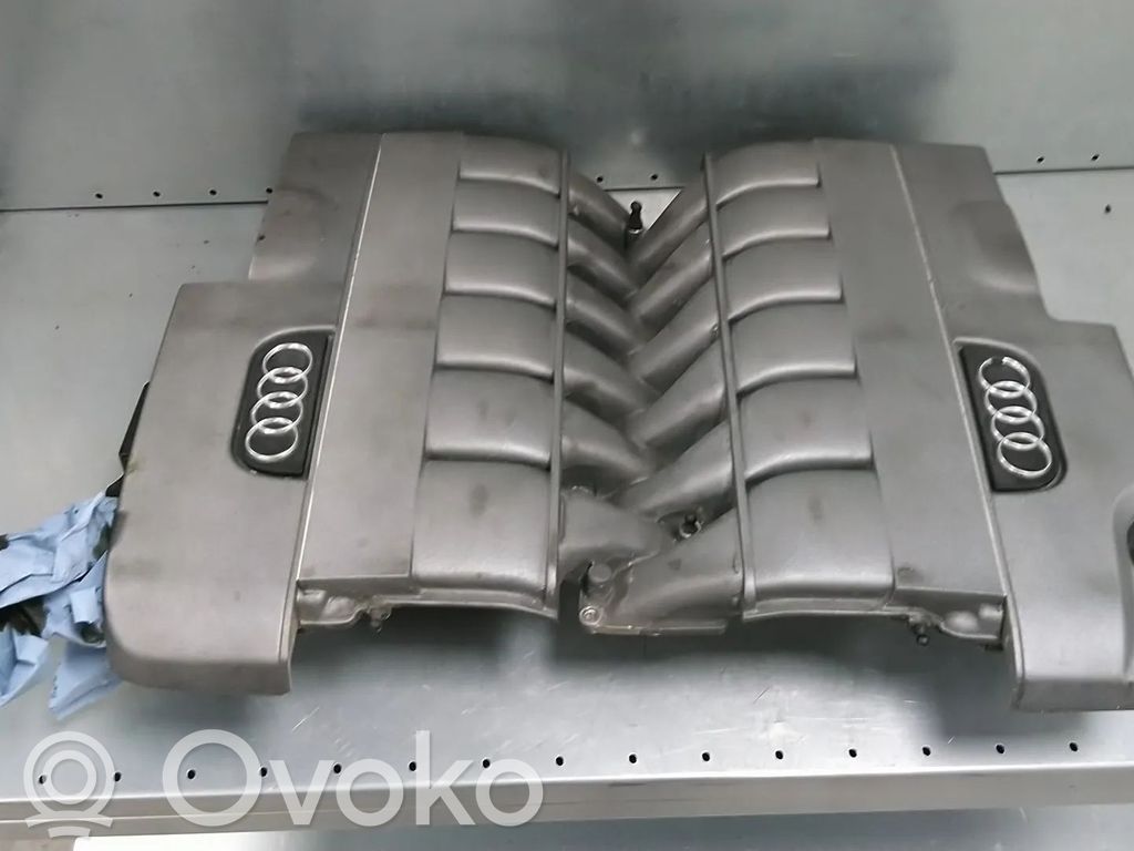 Audi A8 S8 D3 4E Colector de admisión 