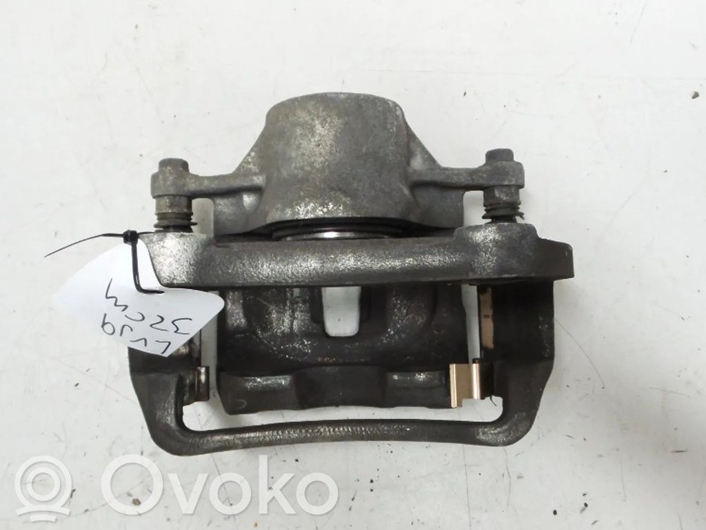 Opel Zafira C Zacisk hamulcowy przedni 
