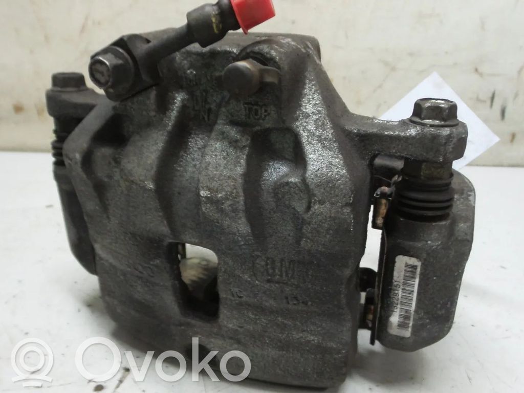Opel Astra J Zacisk hamulcowy przedni 