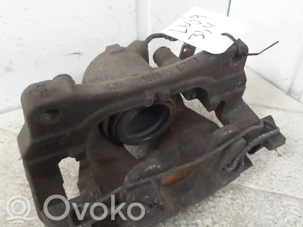 Audi A4 S4 B9 Передний суппорт 