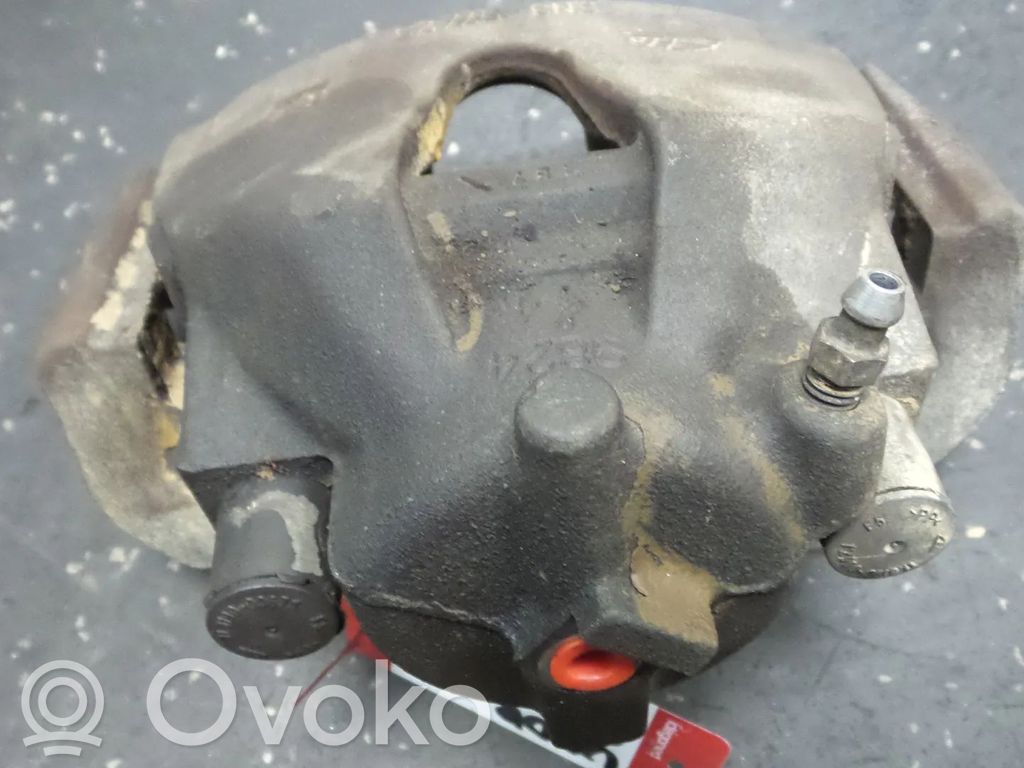Opel Meriva B Zacisk hamulcowy przedni 