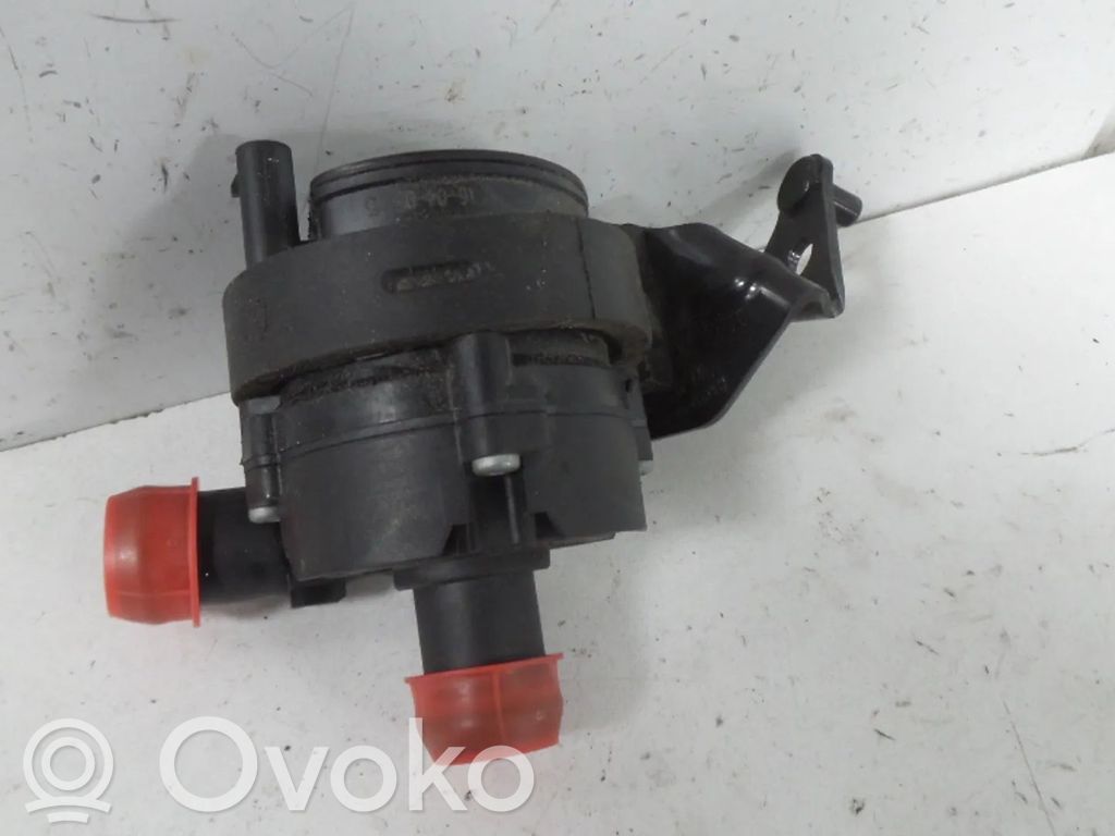 Volkswagen Golf VII Pompa wody 