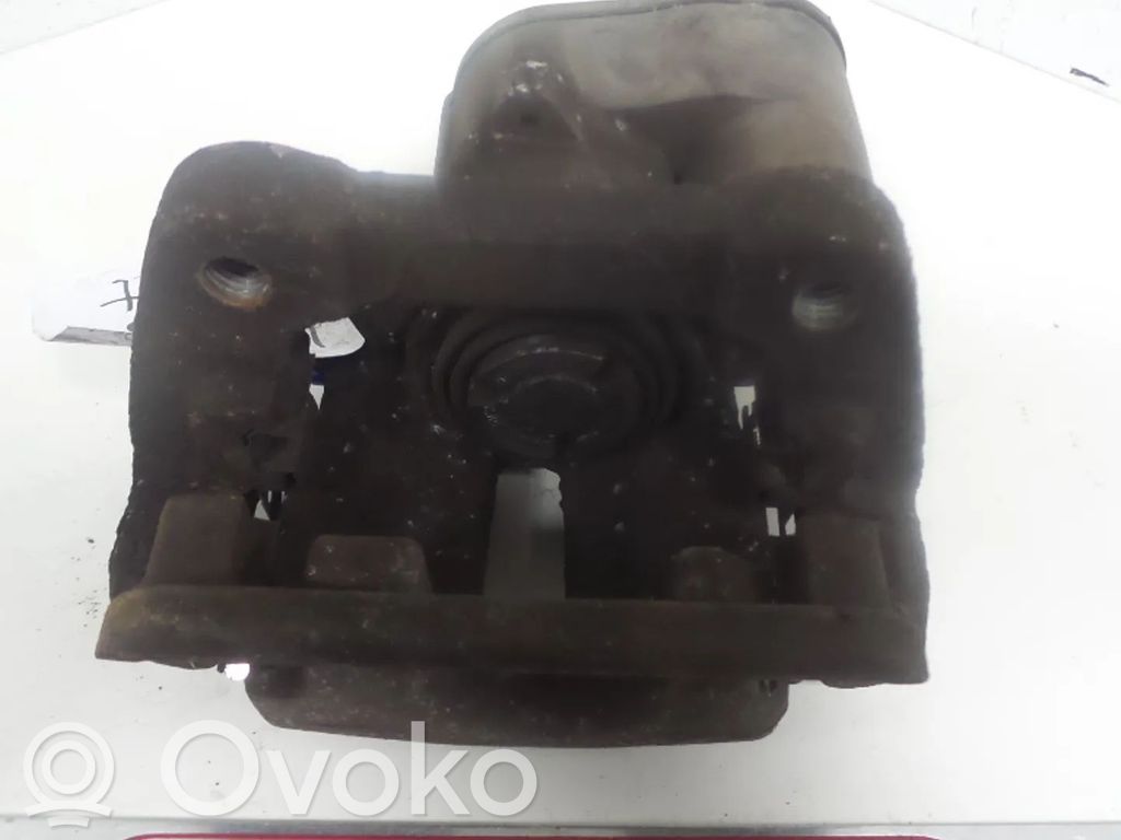 Volvo V70 Задний суппорт 