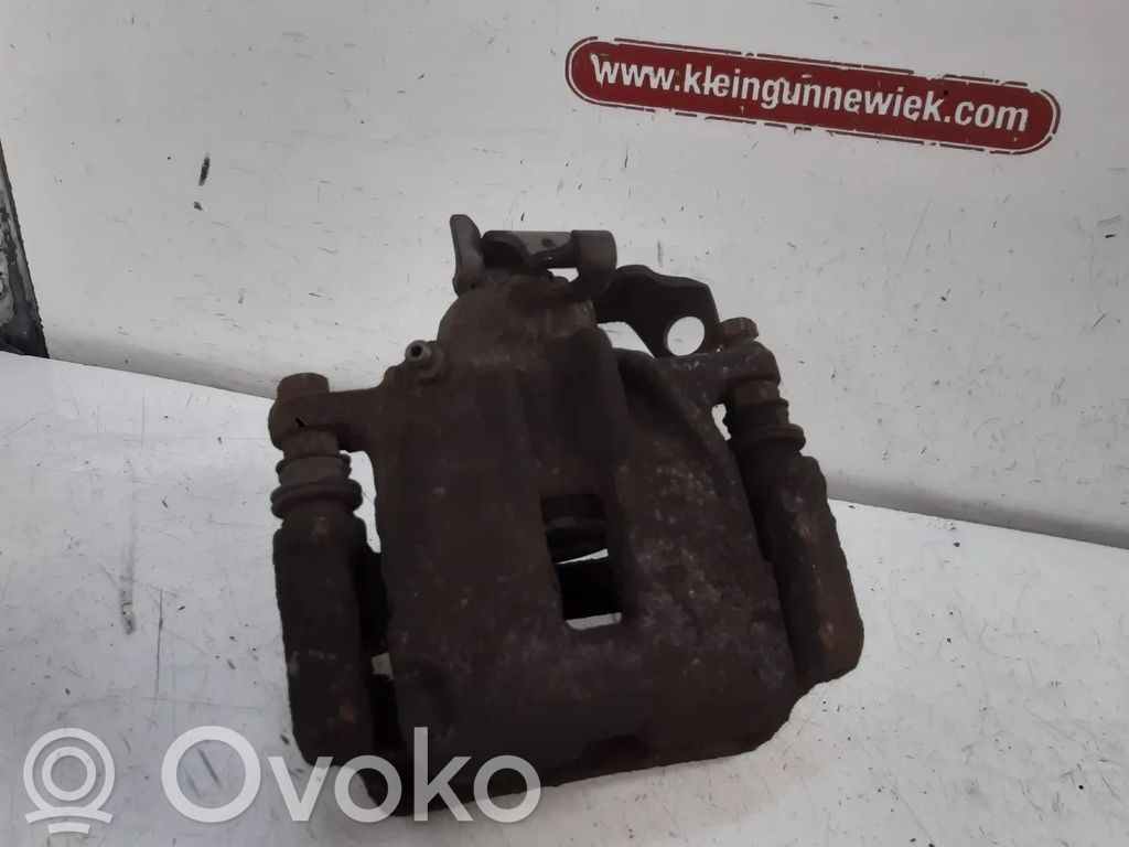 Opel Vivaro Tylny zacisk hamulcowy 