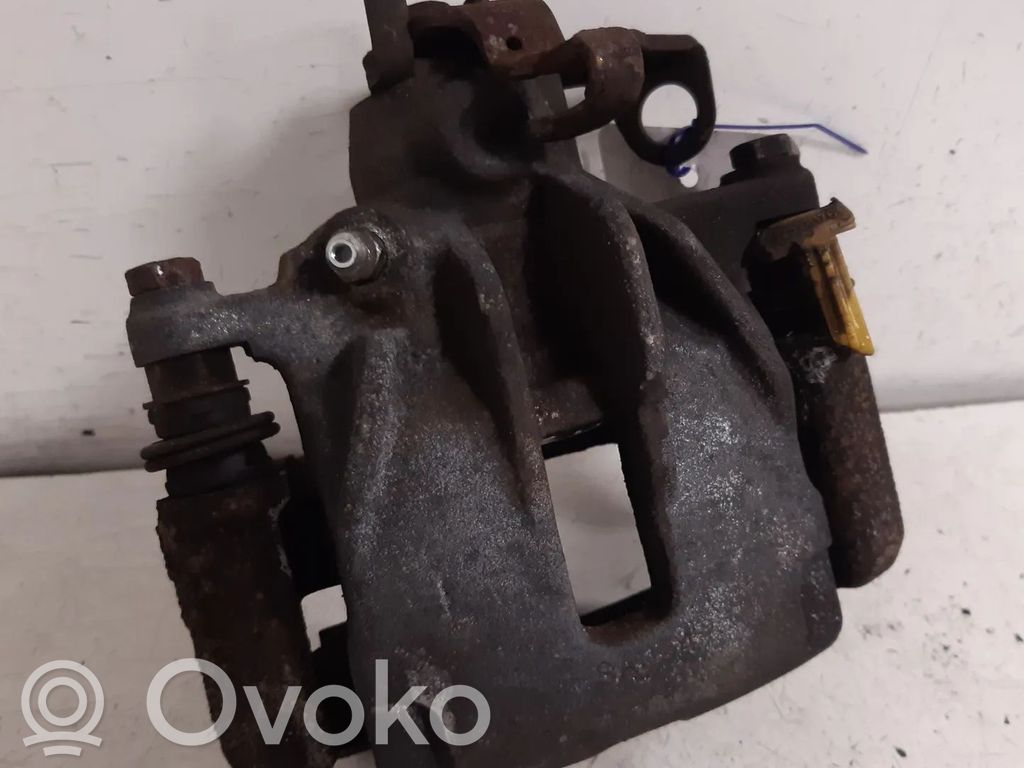 Opel Vivaro Tylny zacisk hamulcowy 