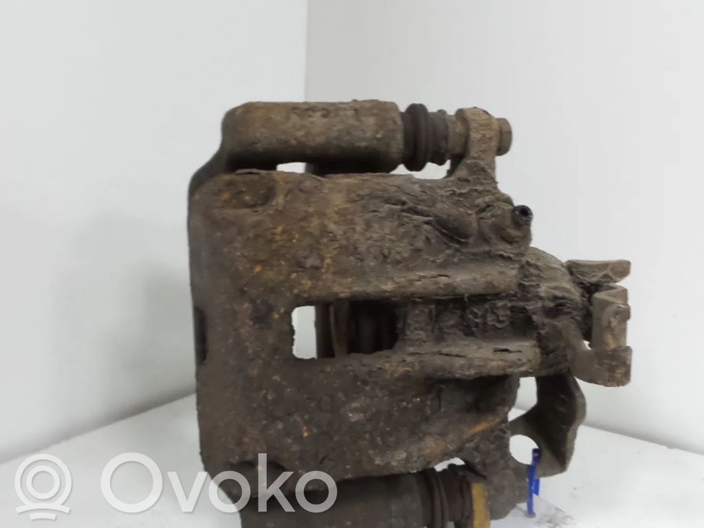 Opel Vivaro Tylny zacisk hamulcowy 