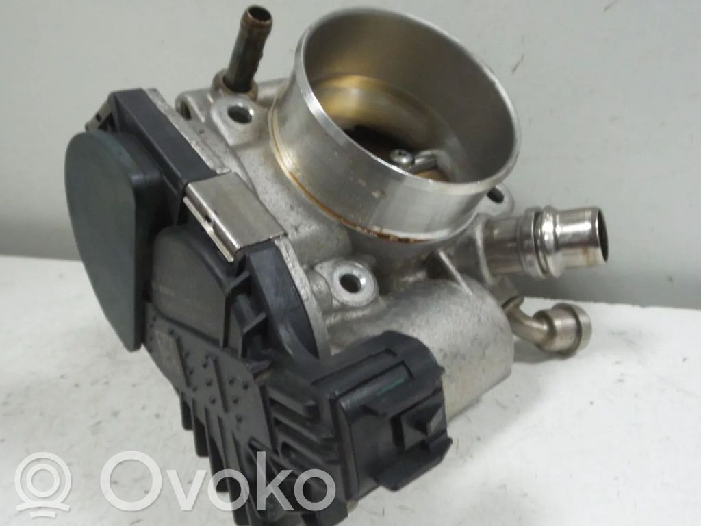 Opel Astra J Válvula de mariposa eléctrica 