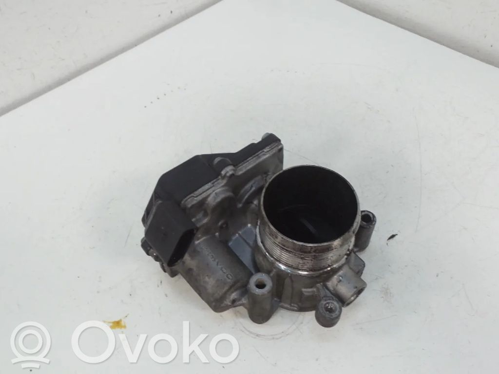 Volkswagen Golf VI Valvola corpo farfallato elettrica 