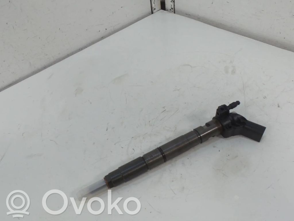 Audi A6 S6 C6 4F Wtryskiwacz paliwa 