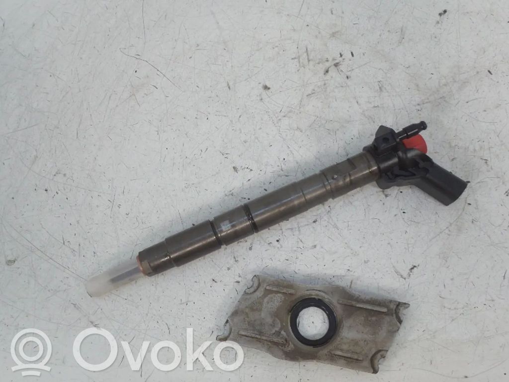 Audi A4 S4 B8 8K Fuel injector 