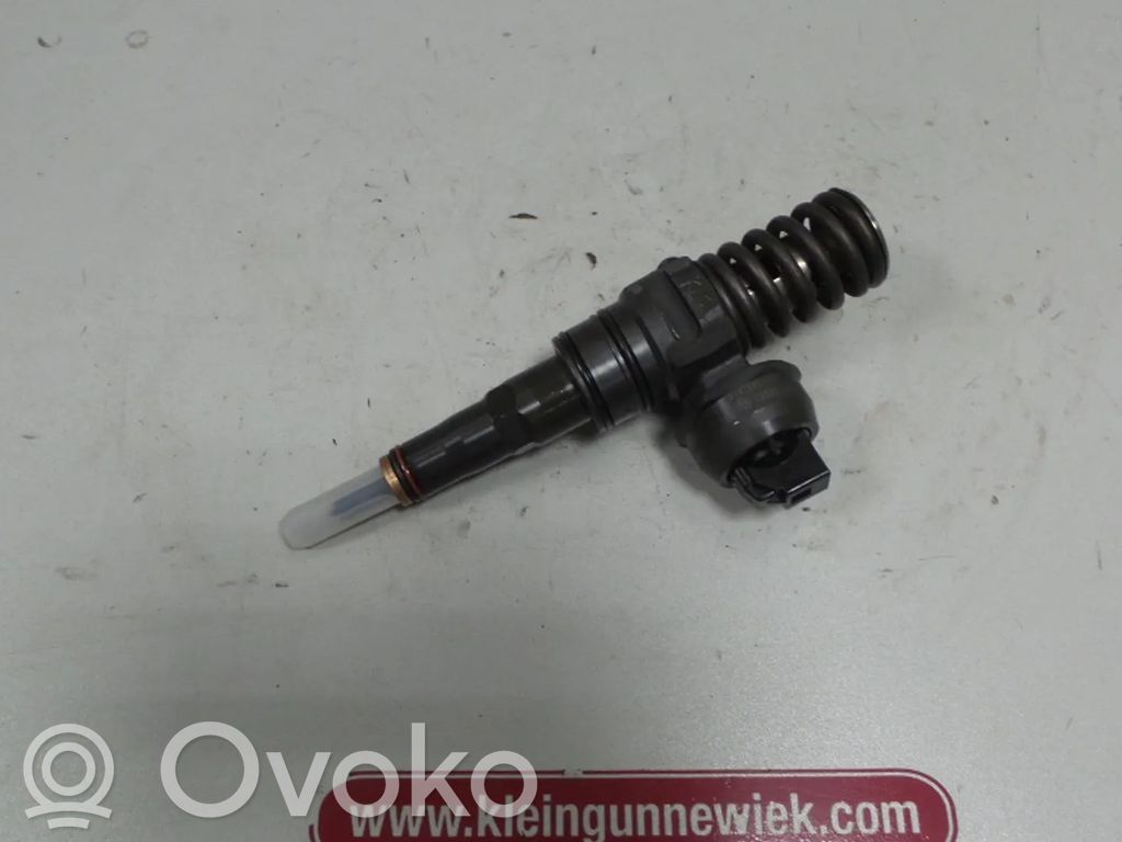 Skoda Octavia Mk2 (1Z) Injector combustibil 