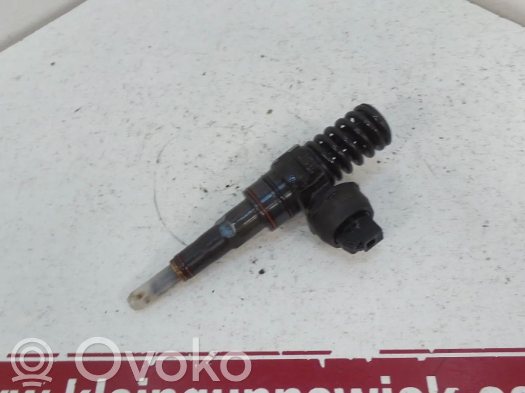 Audi A4 S4 B6 8E 8H Inyector de combustible 