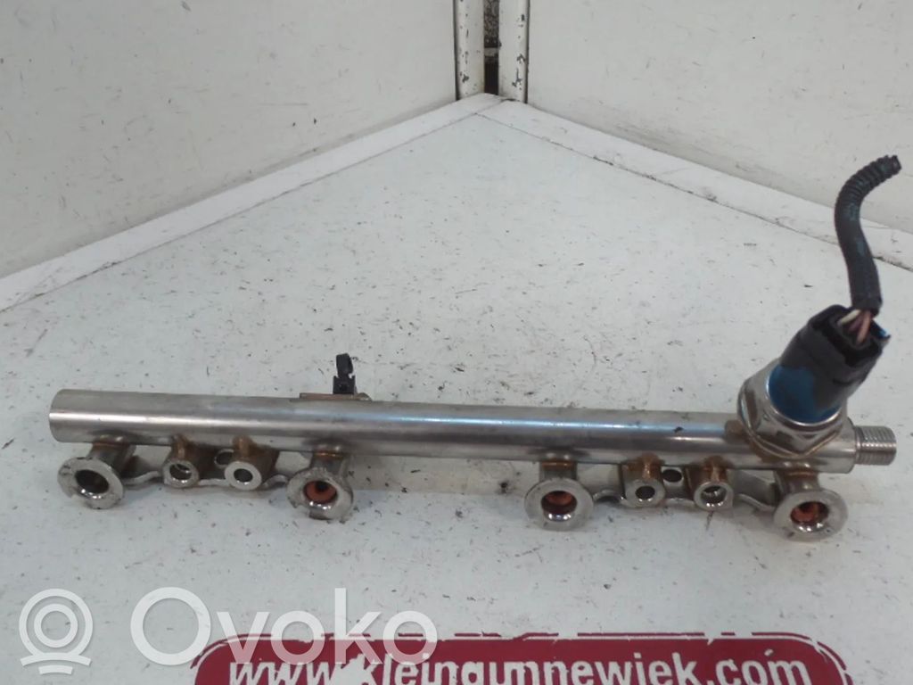 Renault Captur Fuel main line pipe 