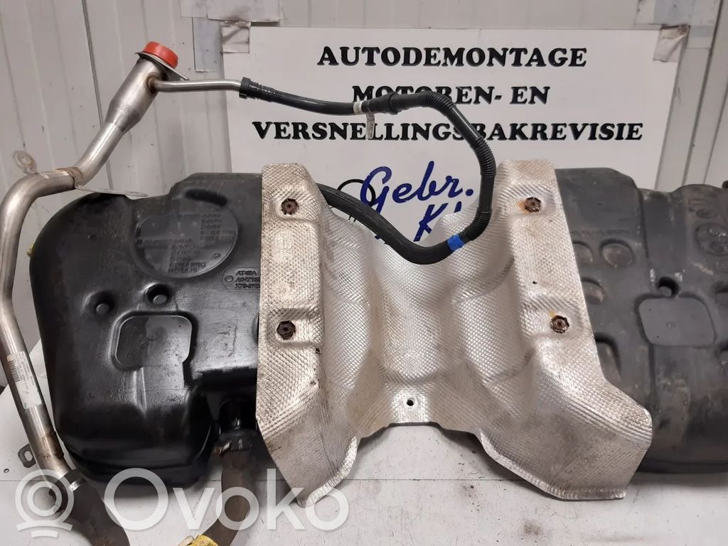 Jaguar XE Polttoainesäiliö 