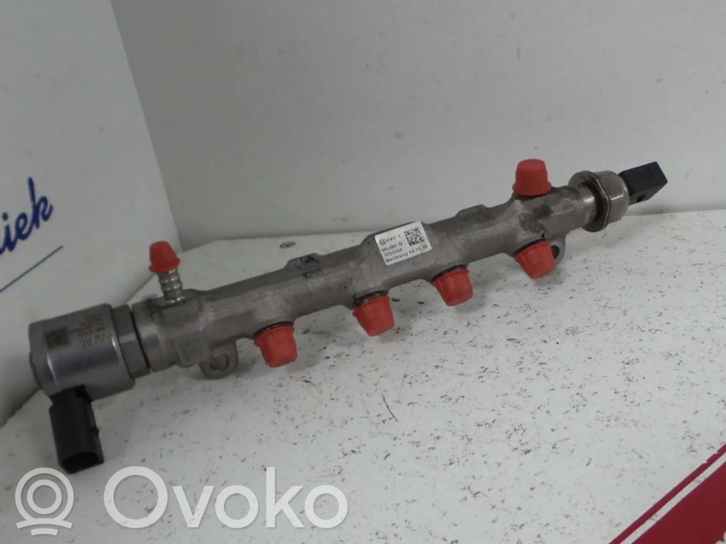 Volkswagen Tiguan Listwa wtryskowa 