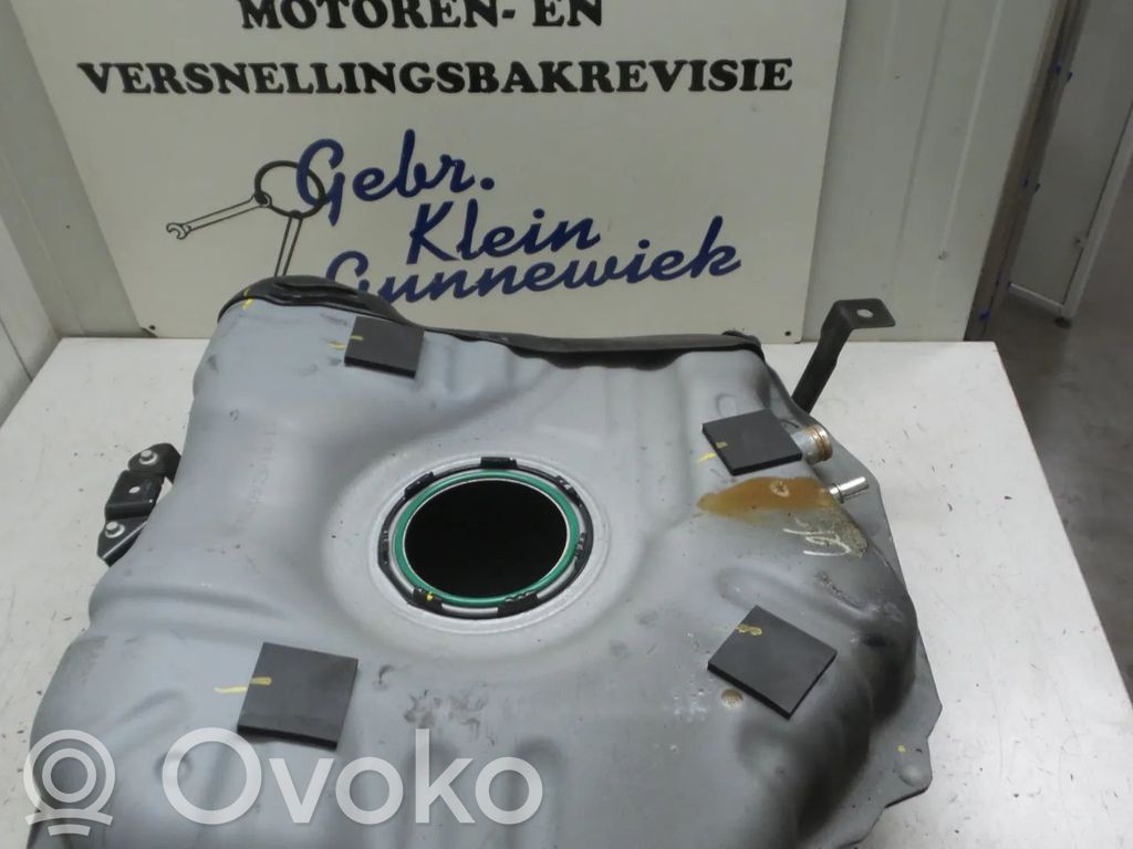 Zbiornik paliwa   FV639P860BS