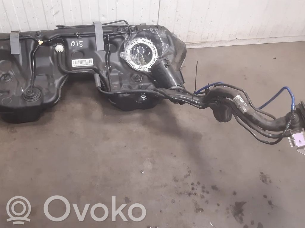 Mercedes-Benz C W205 Rezervor combustibil