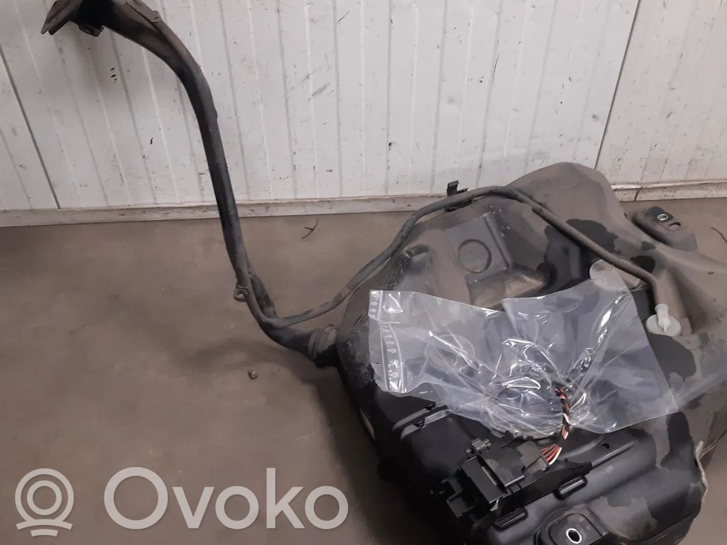 Volkswagen Golf VIII Polttoainesäiliö 