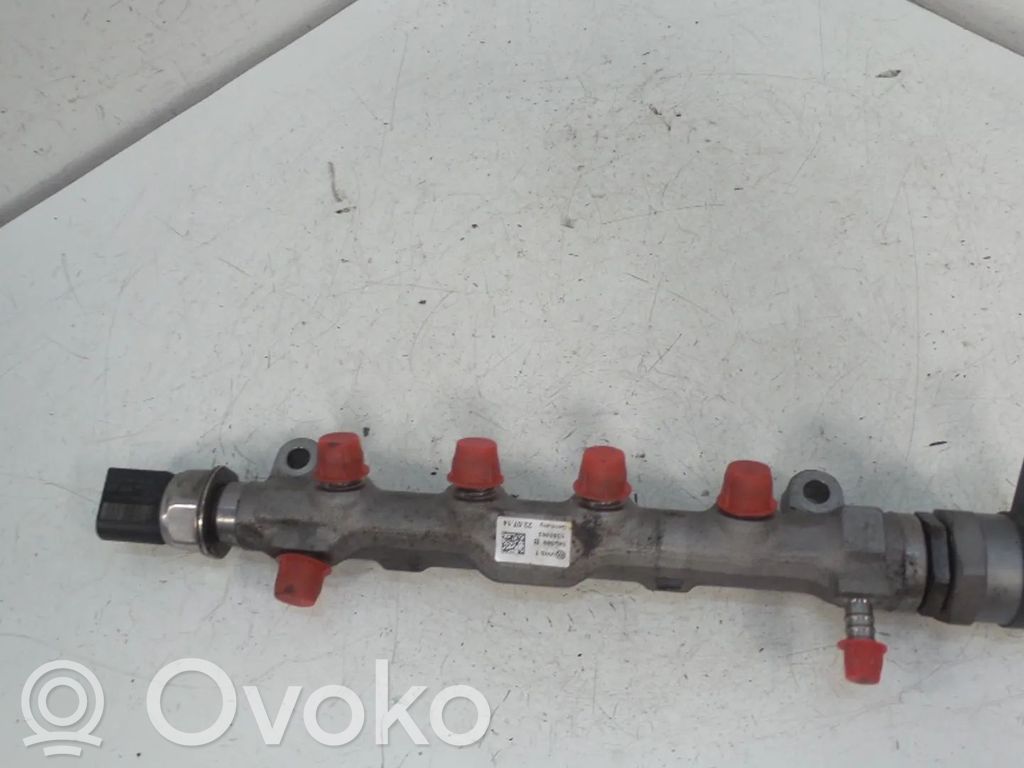 Volkswagen Golf VII Rampă alimentare injectoare 