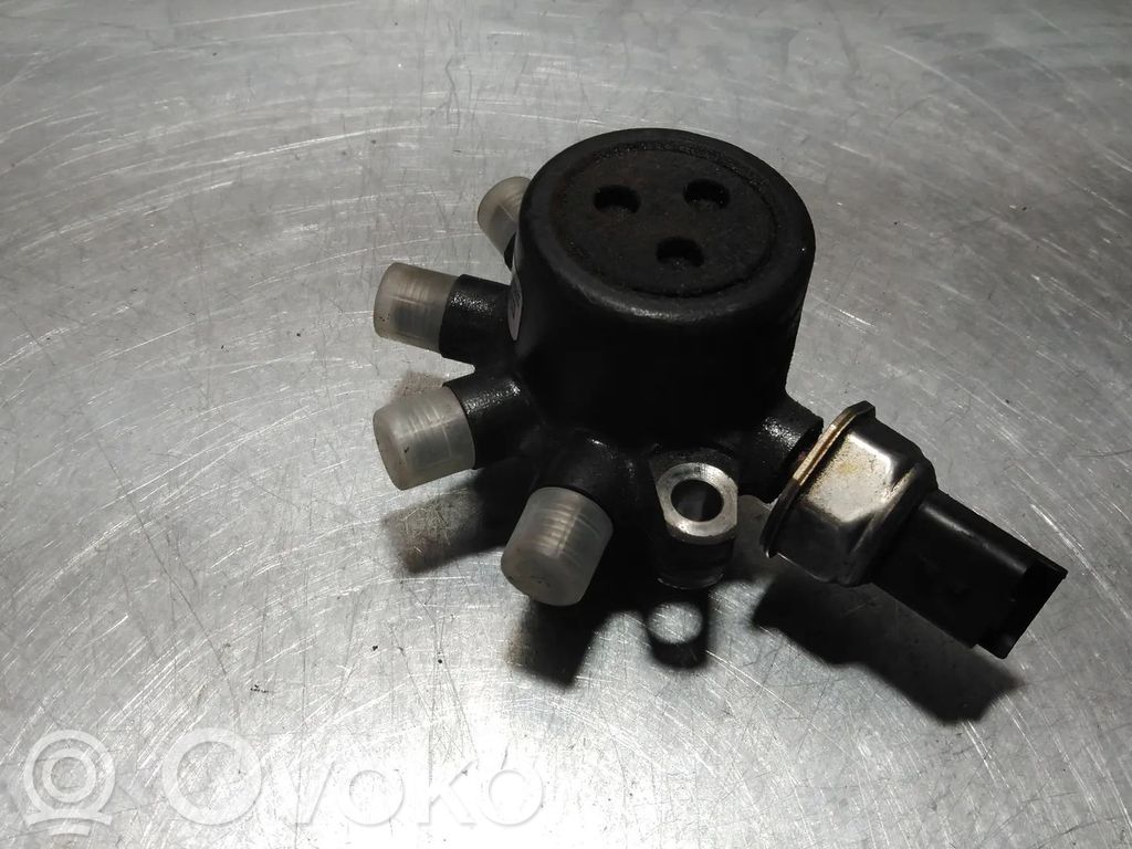Ford Mondeo MK IV Linea principale tubo carburante 