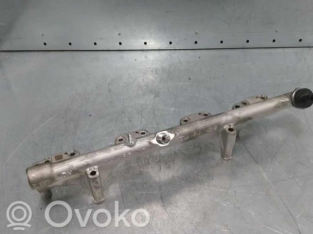BMW 5 G30 G31 G38 Linea principale tubo carburante 