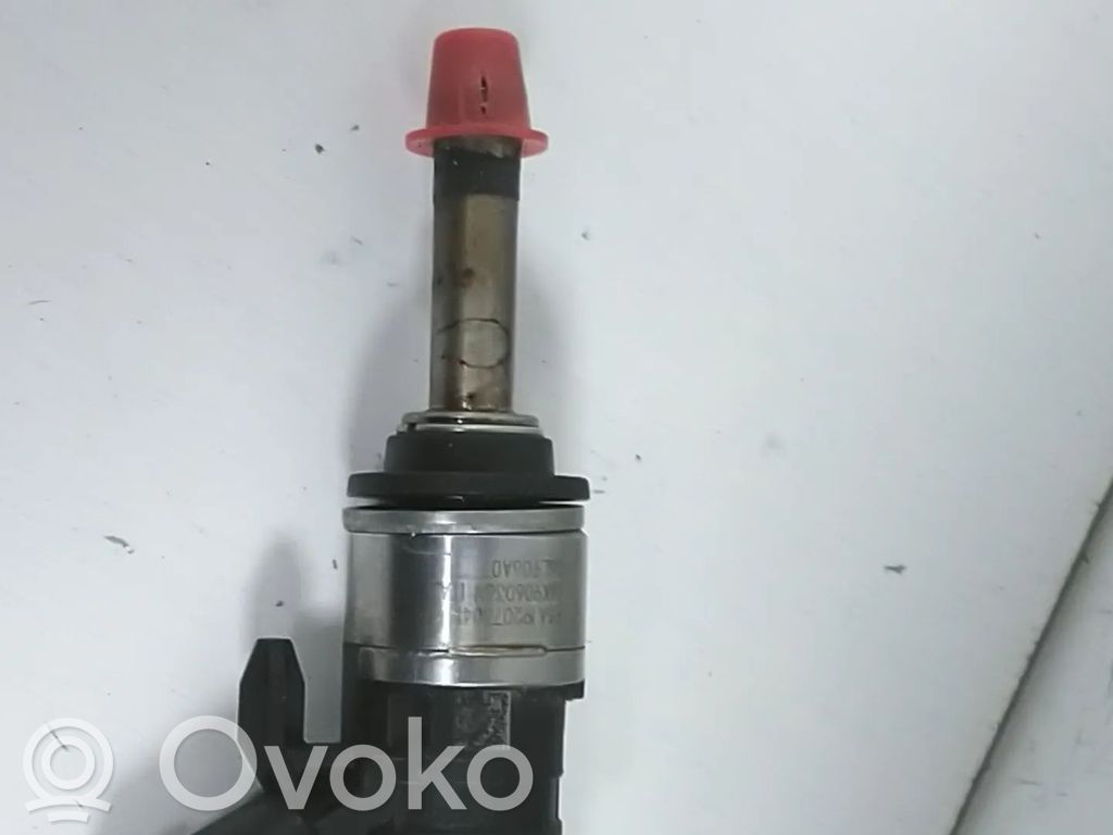 Volkswagen Golf VII Injector combustibil 