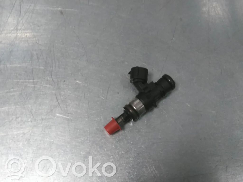 Audi A3 S3 8V Wtryskiwacz paliwa 