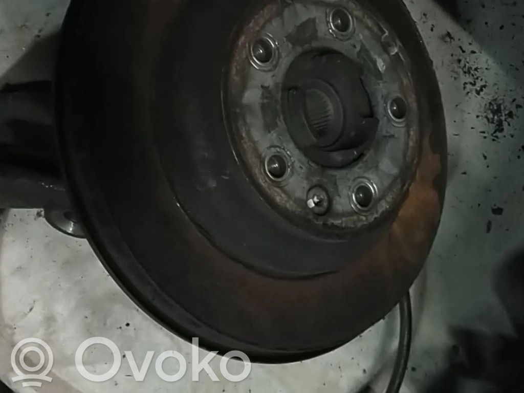 Audi Q7 4L Fuso a snodo con mozzo ruota posteriore 