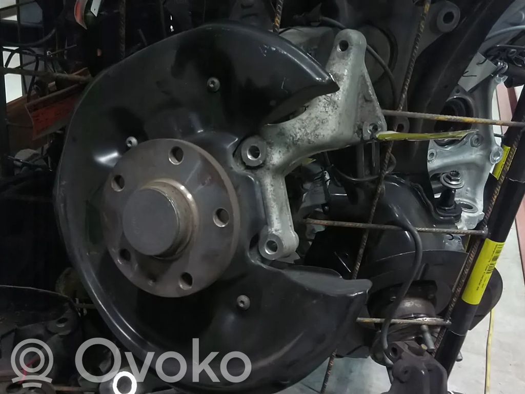 Volkswagen PASSAT B6 Fuso a snodo con mozzo ruota posteriore 