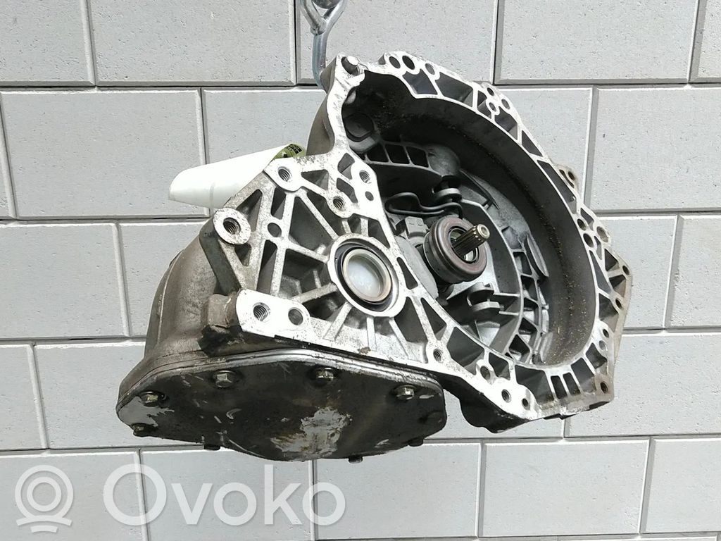 Opel Corsa D Manual 5 speed gearbox 