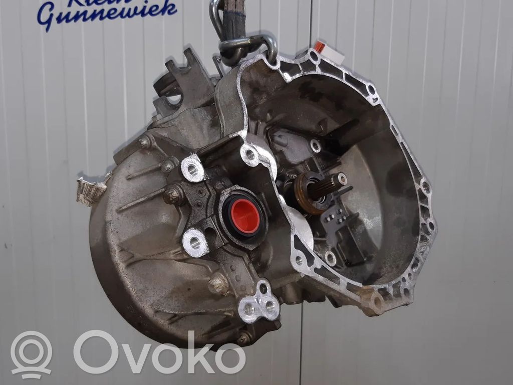 Vauxhall Astra K Manualna 5-biegowa skrzynia biegów 